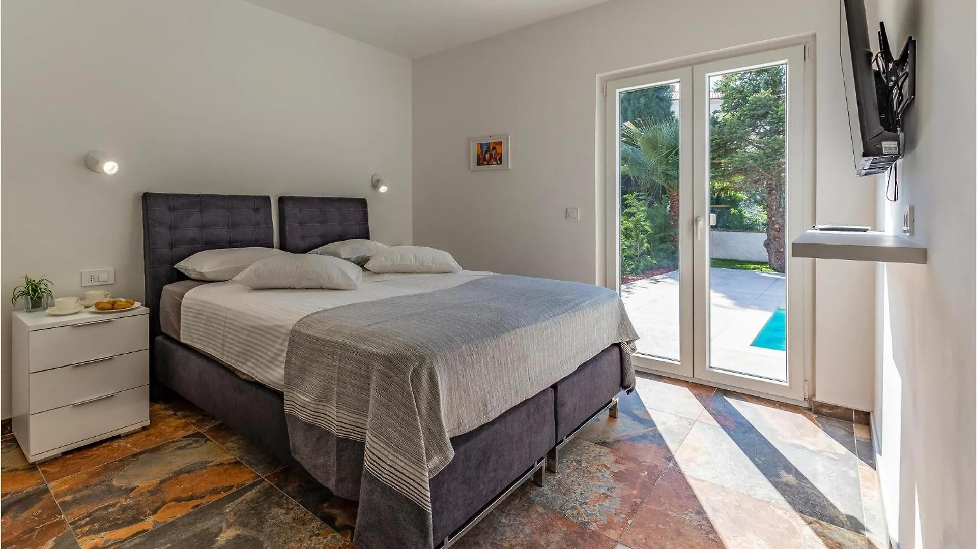 Beautiful Apartment In Madulin With Kitchen Medulin
