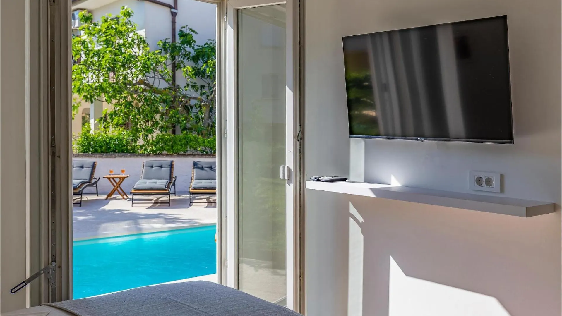 Beautiful Apartment In Madulin With Kitchen Medulin Croatia